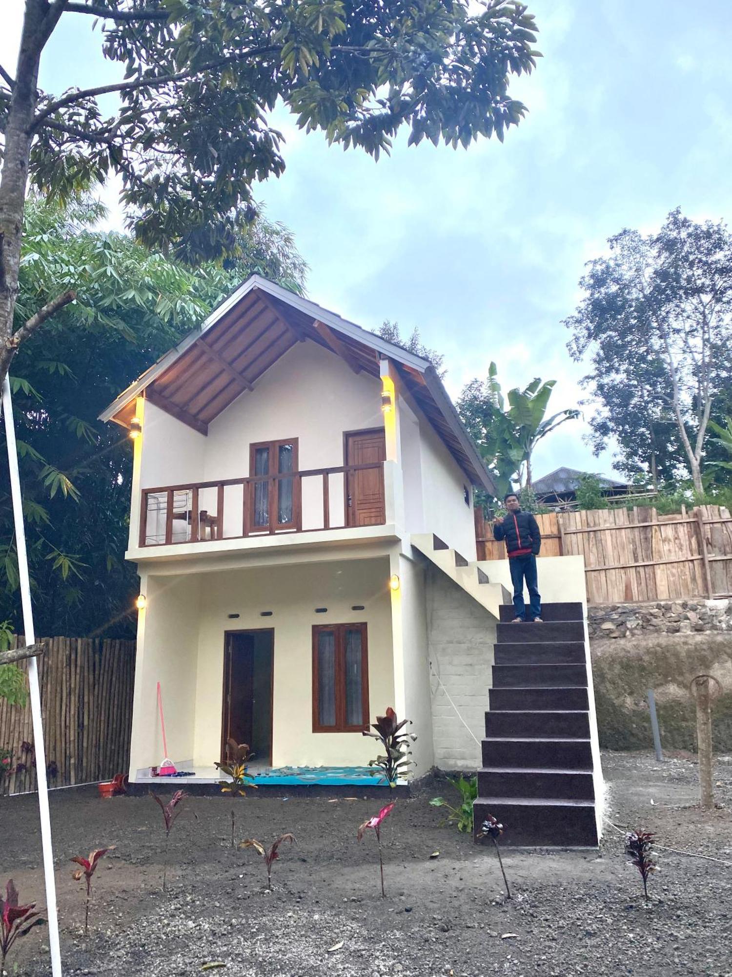 Avocado Homestay Тетебату Екстериор снимка